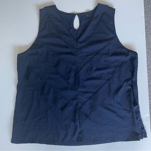 Tommy Hilfiger Beautiful and Elegant Navy Blue Sleeveless Shirt Tank Top XXL